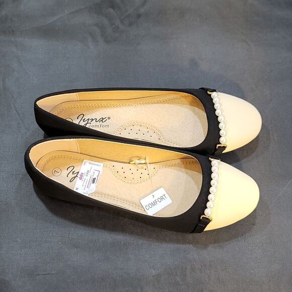 BRAND NEW LYNN COMFORT PEARL EMBELLISHMENTS WOMEN'S FLAT - Picture 9 of 13